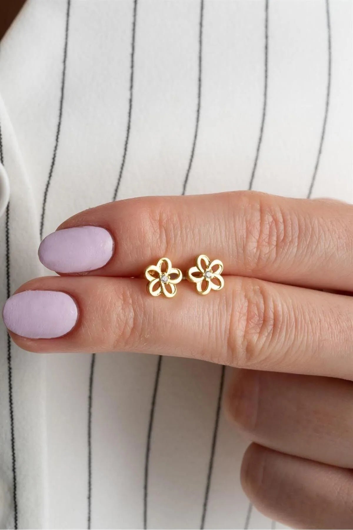 Zierliche Blüte - 925 Sterling -Silberohrringe