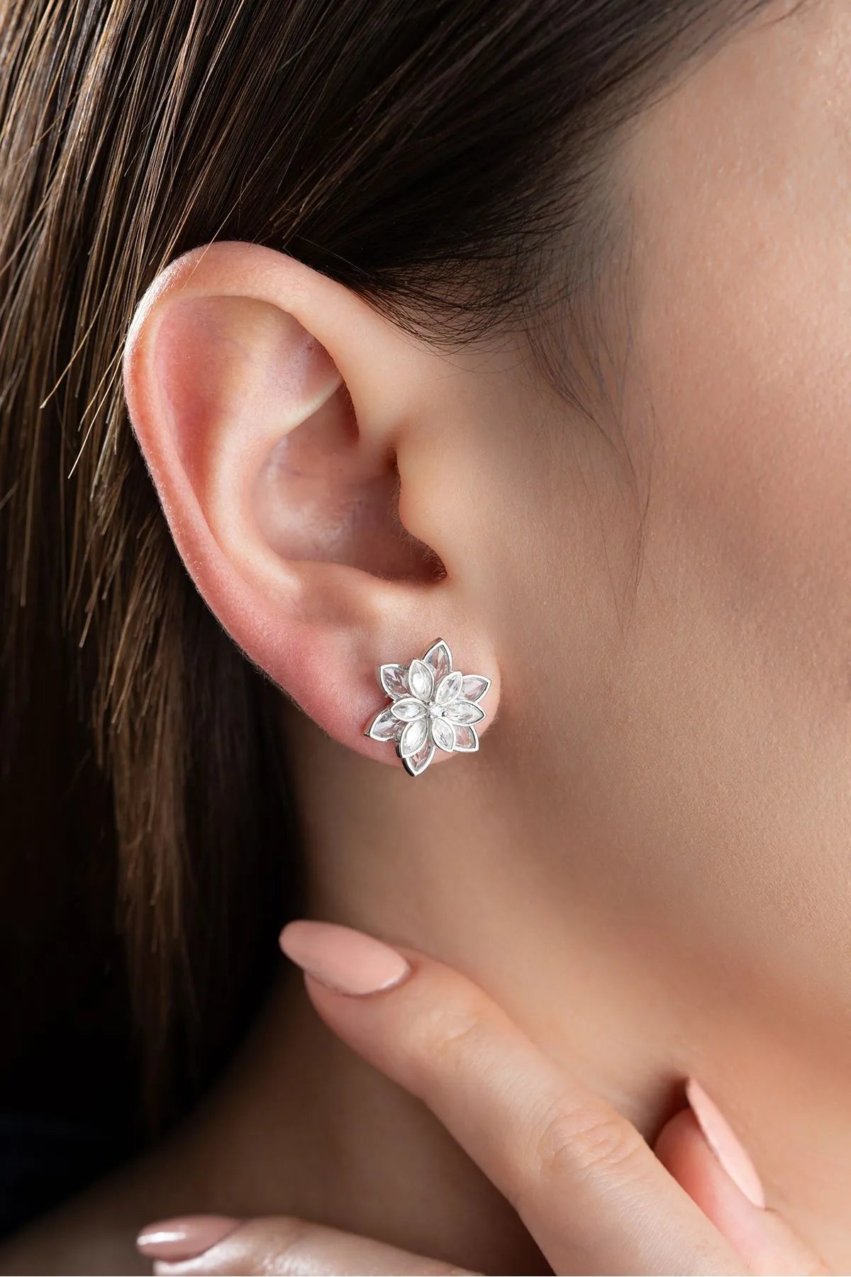 Lotus Stud Oorbellen – 925 Zilver & Zirkonia