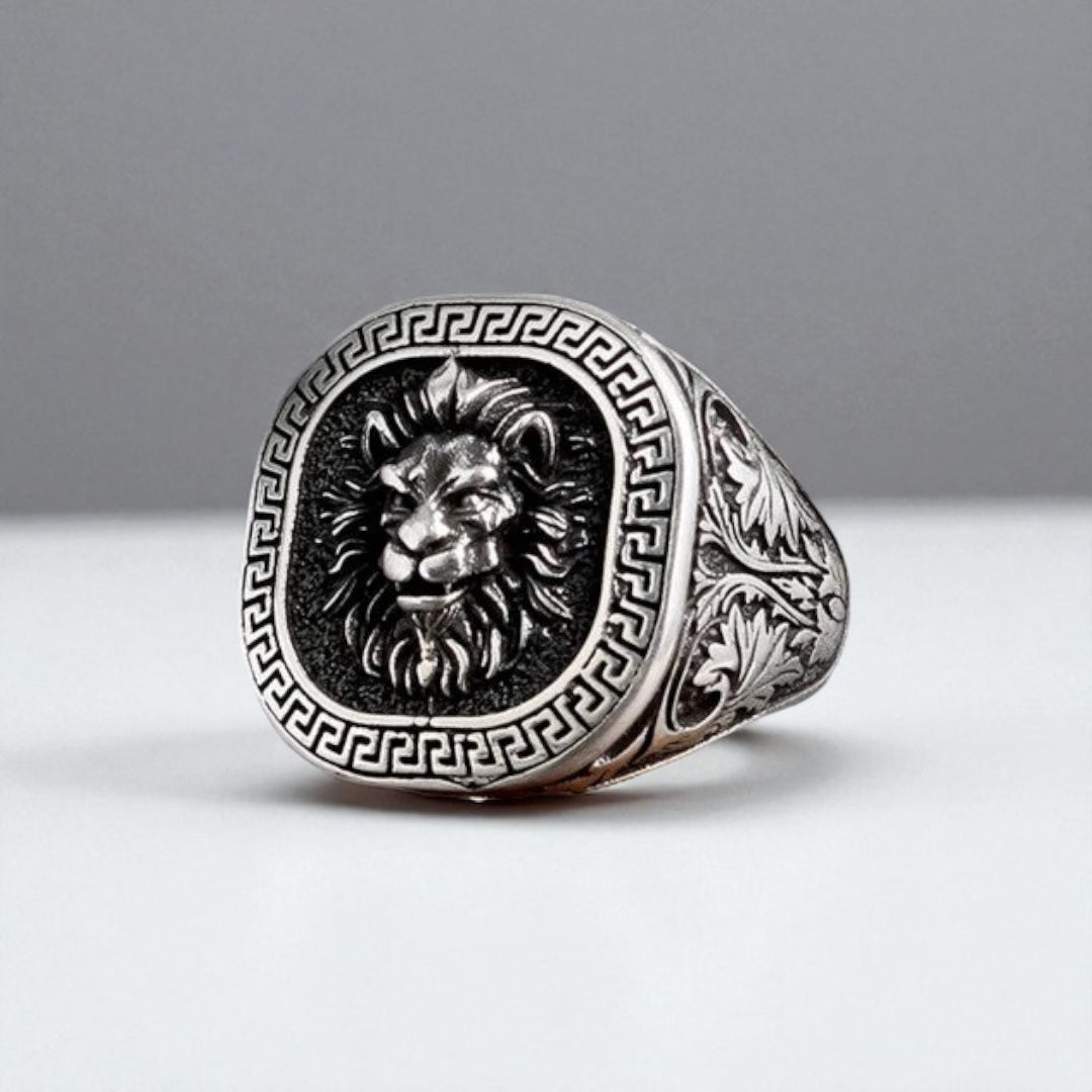 Ring aus 925er Sterlingsilber mit Löwenkopf-Design