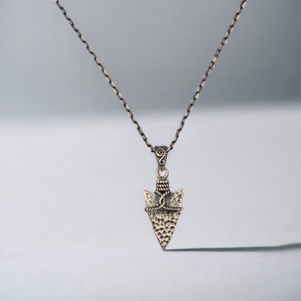 Pfeilspitzen-Halskettenanhänger aus Silberstein BLAR0122