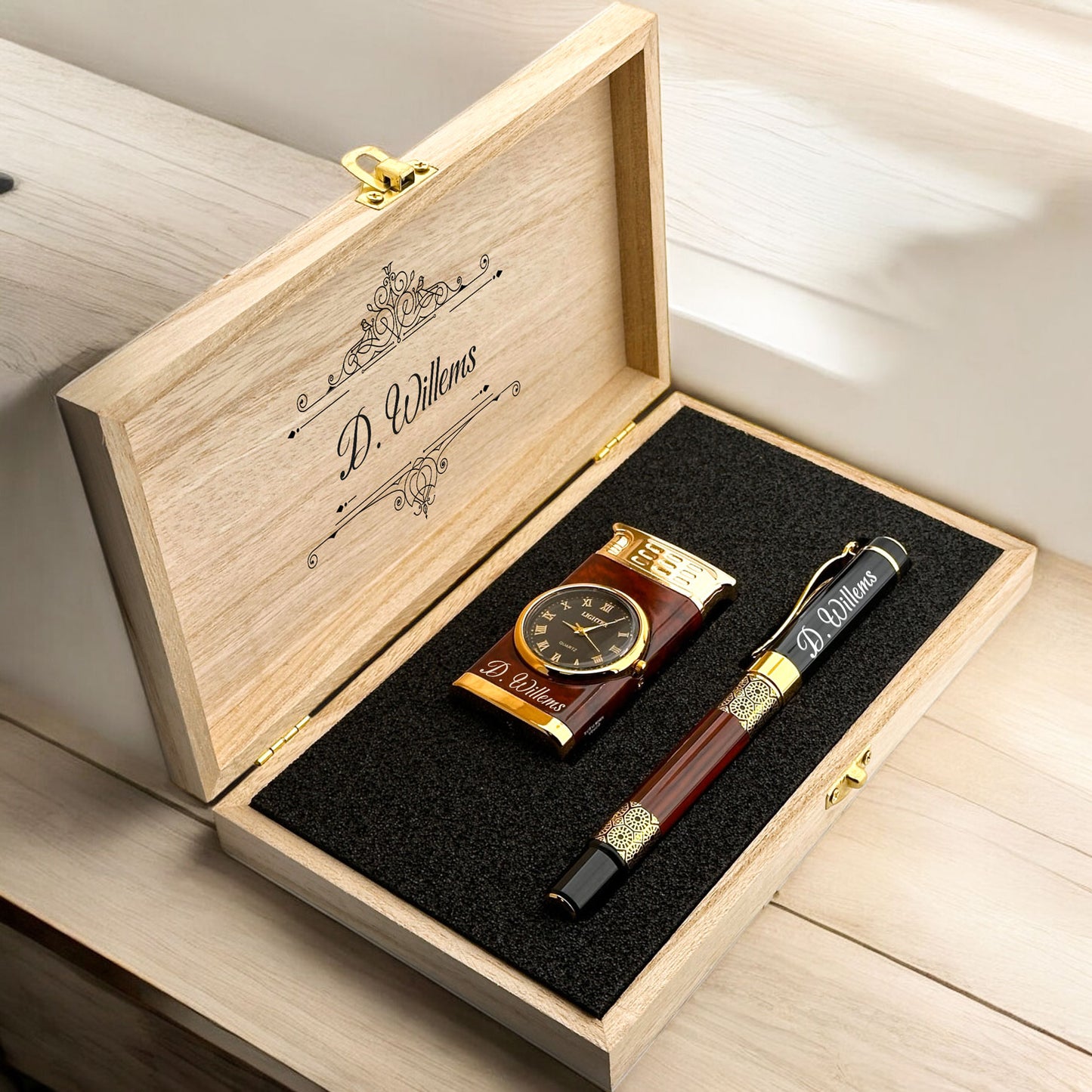Persönlich eingraviert mit Uhren- und Rollerpen -Geschenkset - in Holzkiste D1