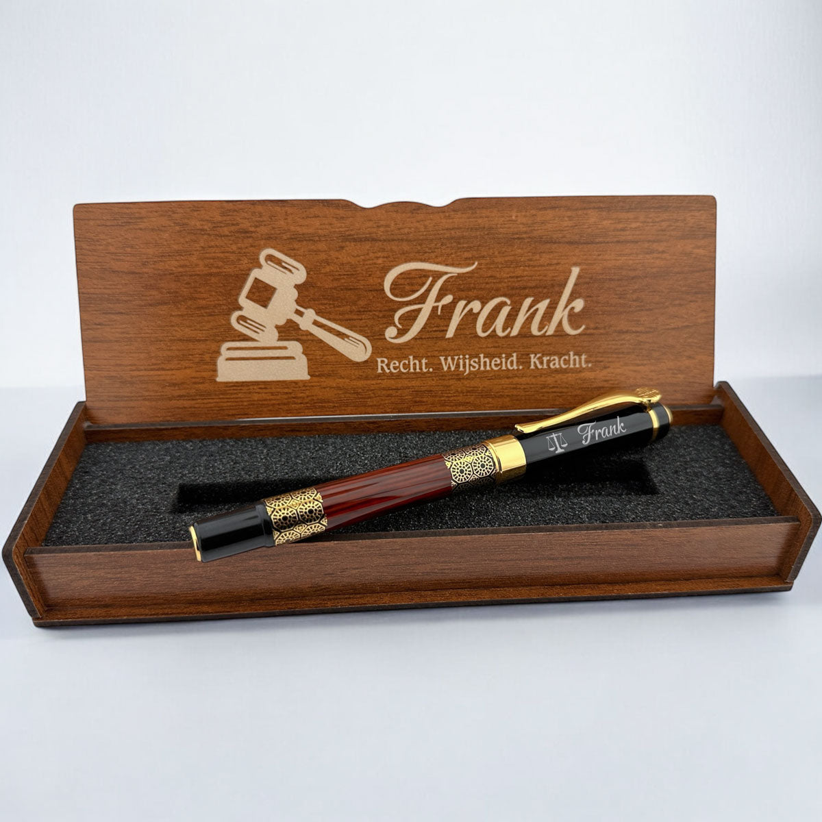 Persönlich gravierter Roller Stift in Holzkasten - Anwälte Geschenk