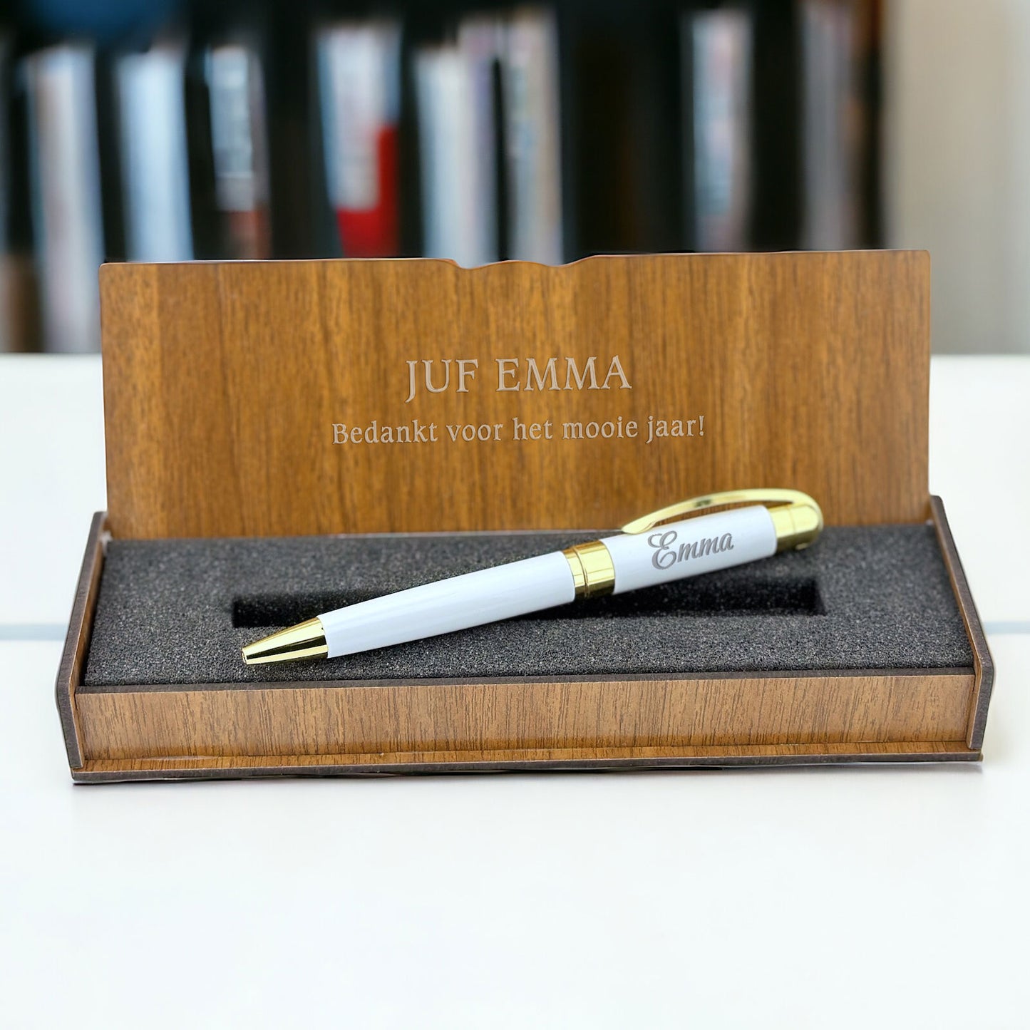 Personalisierter Stift – Schreibset mit gravierter Holzbox