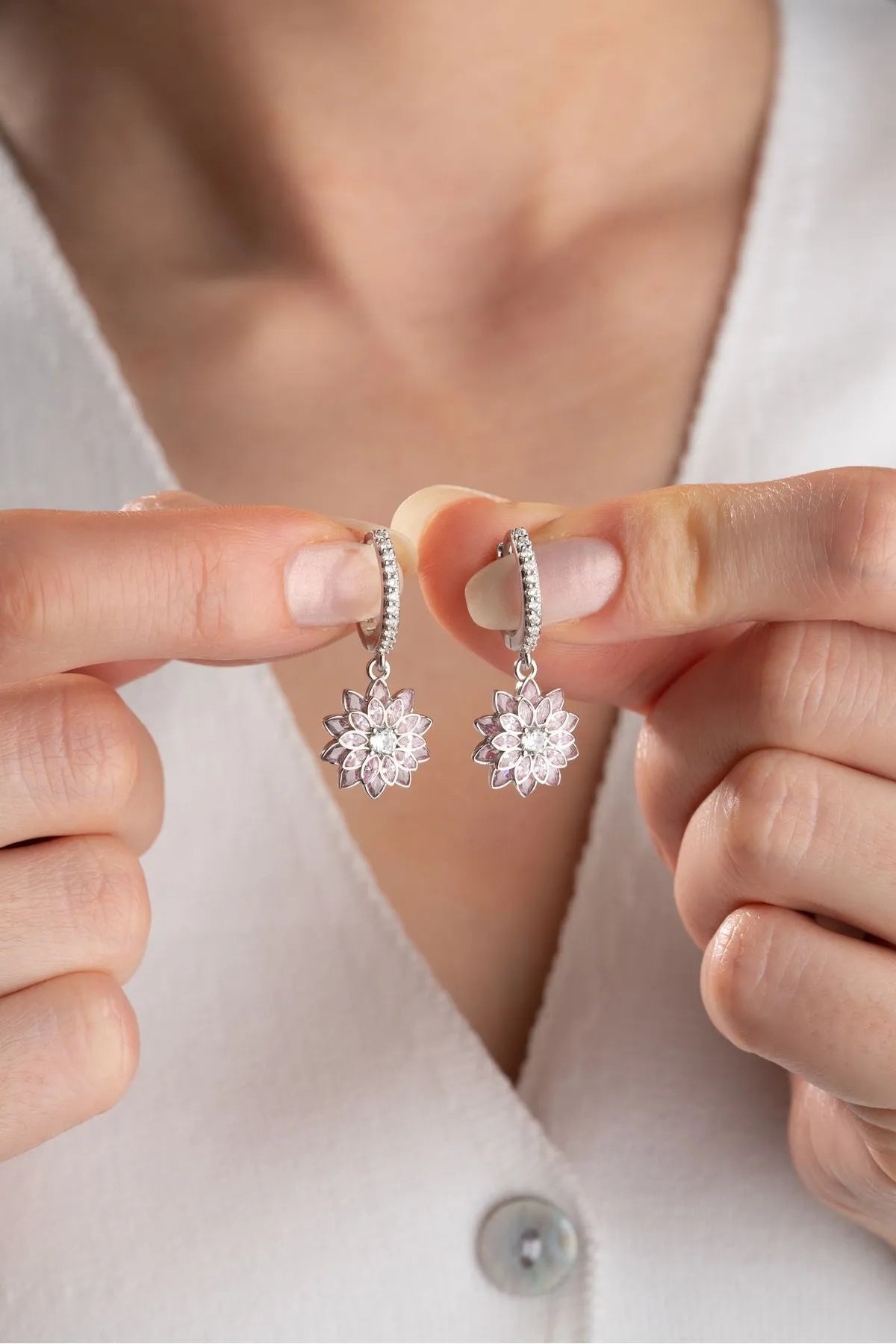 925 Sterling Silver Lotus -Ohrringe mit rosa Steinen