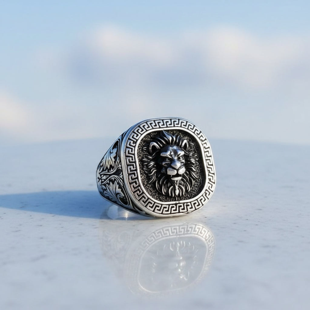 Ring aus 925er Sterlingsilber mit Löwenkopf-Design