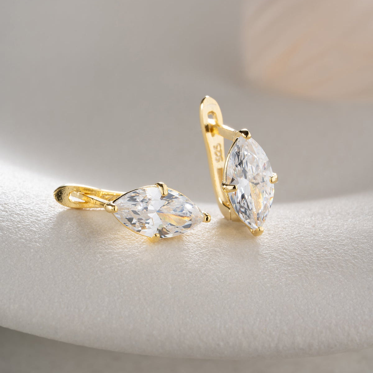 Marquise Oorbellen met Zirkonia | 925 Zilver