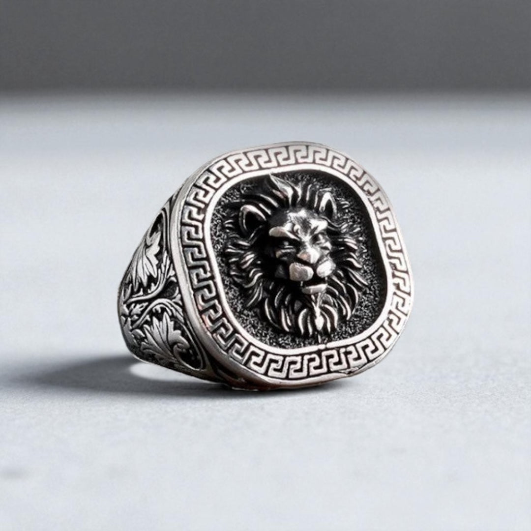 Ring aus 925er Sterlingsilber mit Löwenkopf-Design
