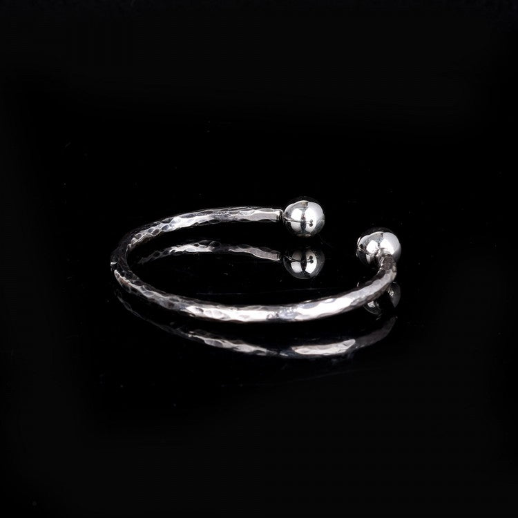 Hamerde Finish 925 Sterling Silber Herren Armband