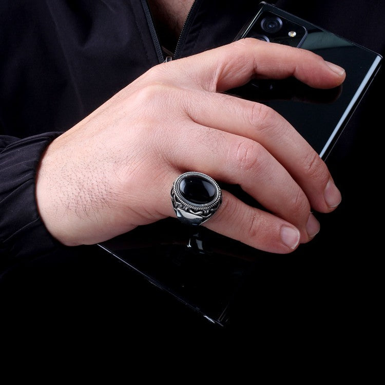 Silbermännerring mit Onyx