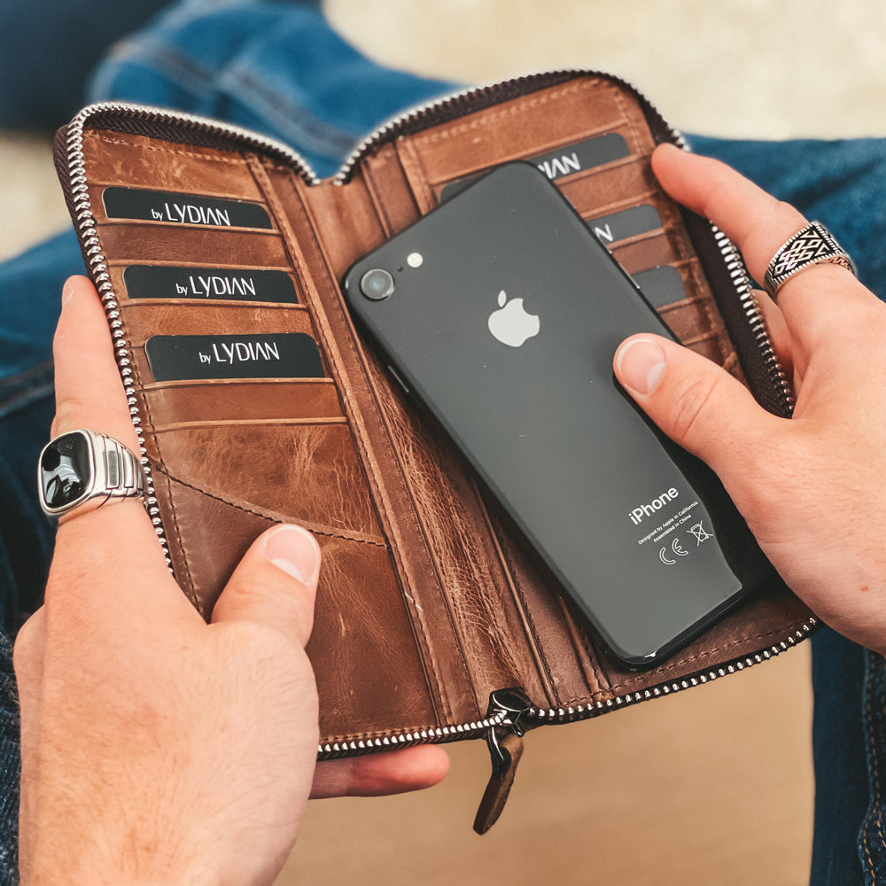 Braunes Leder-Smartphone-Portemonnaie mit 16 Fächern BLW3016-K