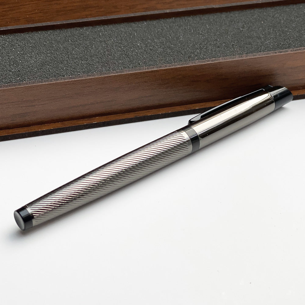 Personalisiertes Stiftset – Schreibset mit gravierter Holzbox BLP1111R-F