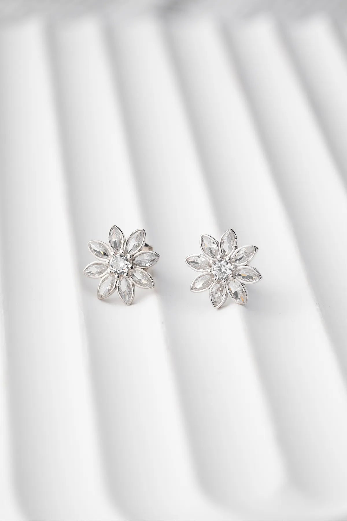 Lotus Shine Ohrringe - 925 Silber