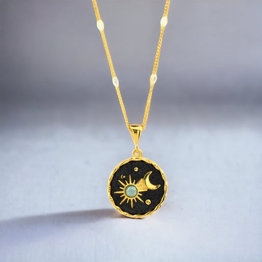 Medaillon – Halskettenanhänger mit Sonne, Mond und Sternen