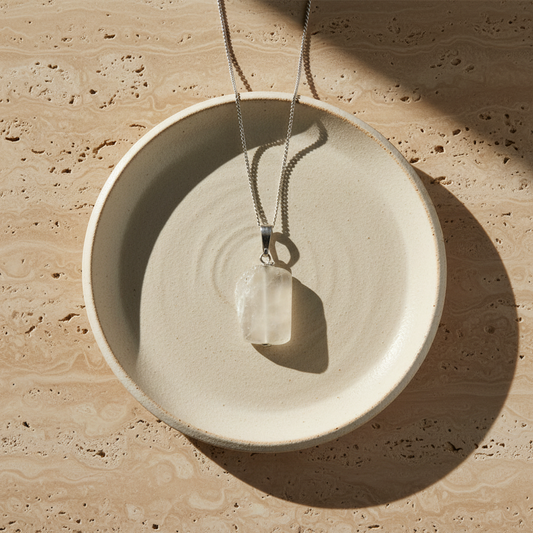 Mondsteinanhänger mit Kette