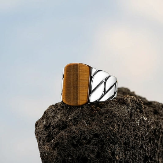 Herrenring aus 925er Silber mit Tigerauge-Stein