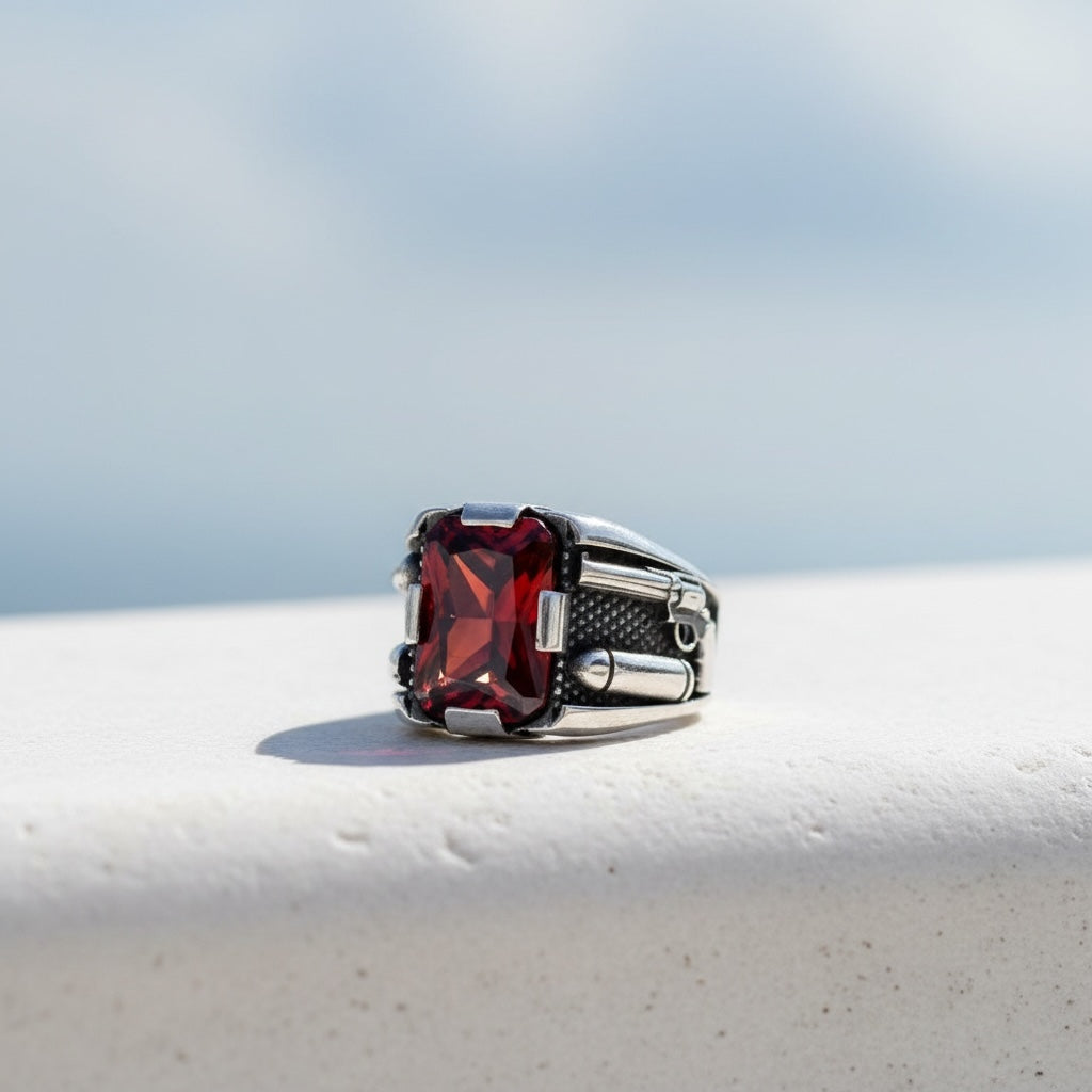 925 silberner Herrenring mit rotem Stein