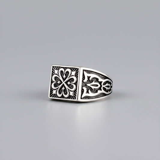 VARQ Herrenring mit seldschukischem Motiv – 925er Sterlingsilber