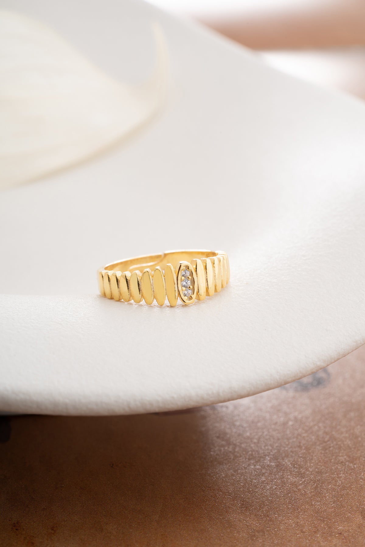 Eleganter Ring mit Stein - 925 Silber