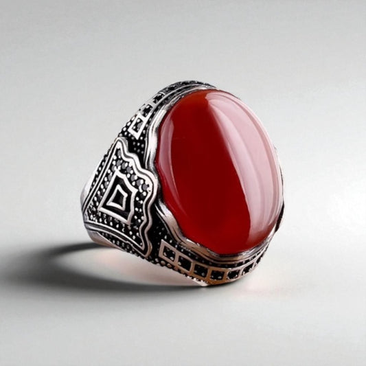Silberner Herrenring mit Achatstein