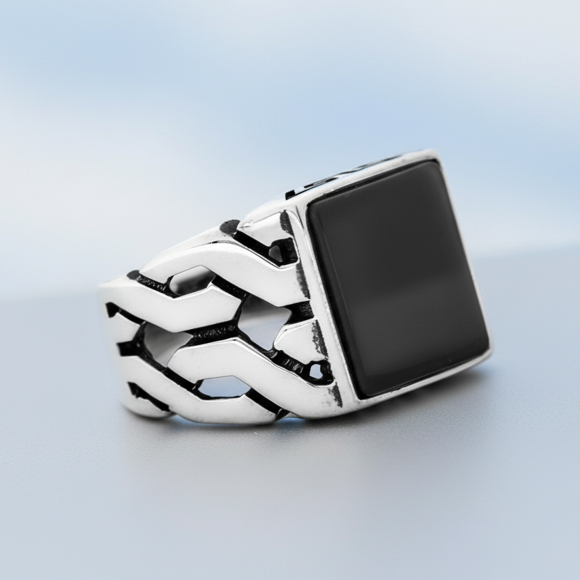 Herrenring aus 925er Silber mit Onyxstein LMR230