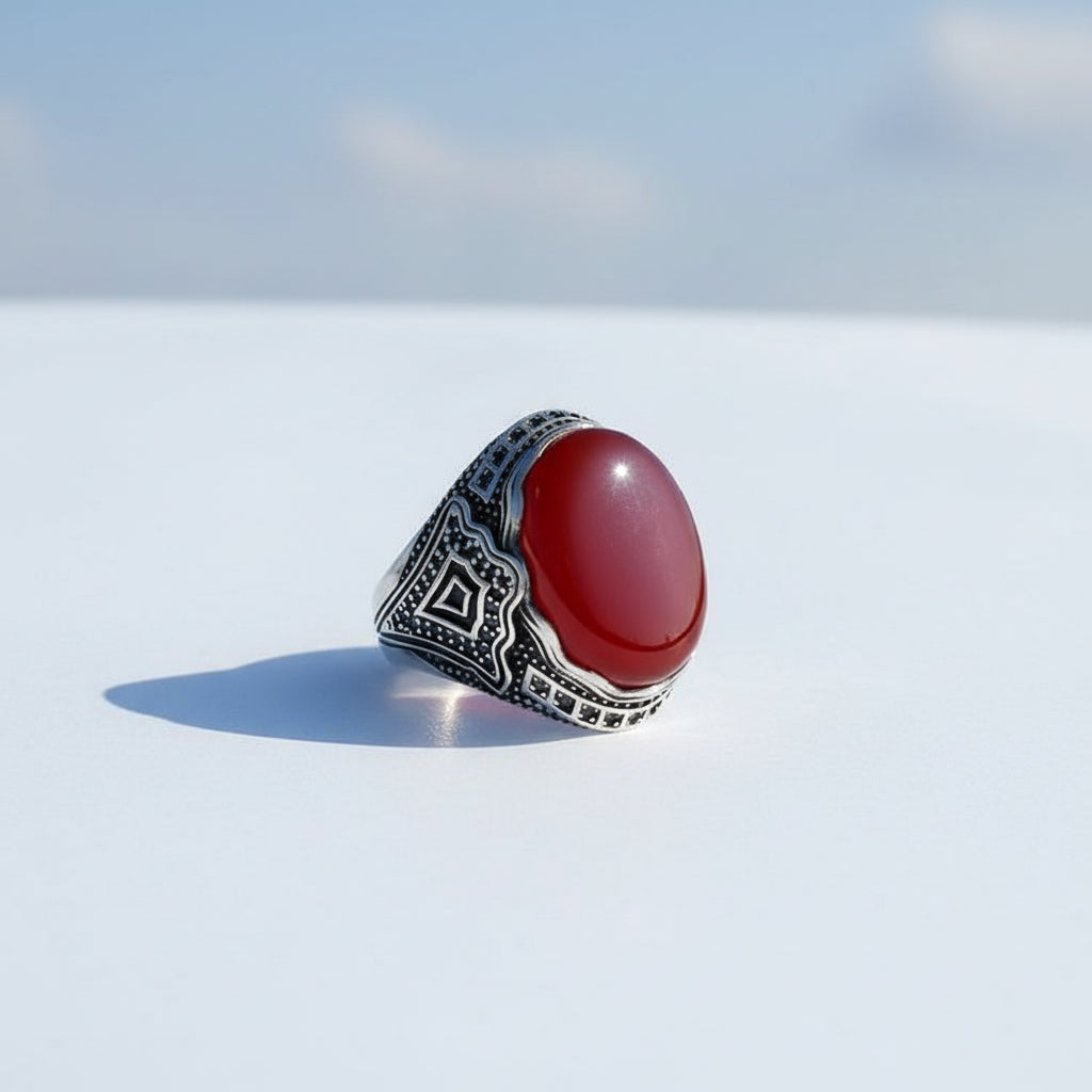 Silberner Herrenring mit Achatstein